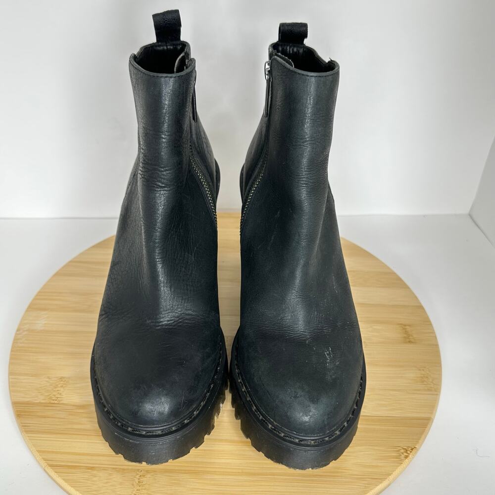 Dr. Martens Magdalena Black Leather Heeled Chelsea Chunky Lug Boots Size 8 - Picture 2 of 6